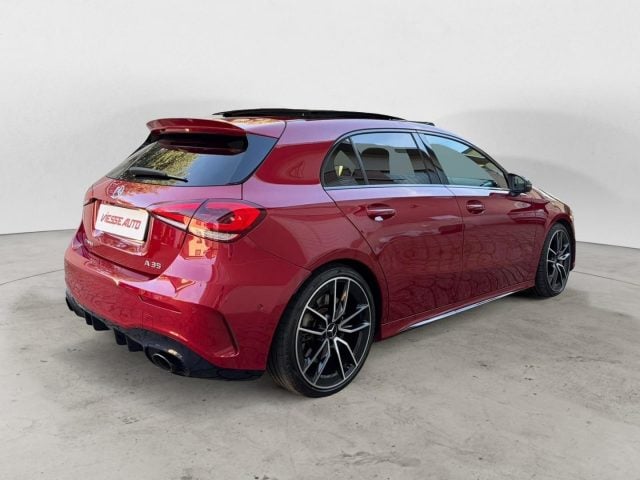 Mercedes-Benz A 35 AMG 4Matic | TETTO APRIBILE, ROSSO PANTONE - foto 4 di 4