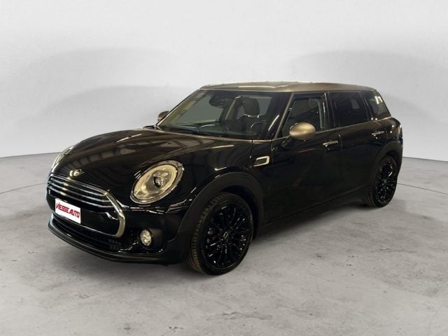 MINI Cooper D Clubman Hype, del 2018, 108.729 km, in vendita a Milano (MI)