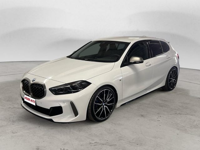 BMW 135 XDRIVE Colorvision, del 2024, 55.023 km, in vendita a Milano (MI)