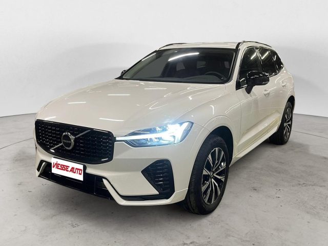 Volvo XC60 DARK EDITION B4 usato a MILANO