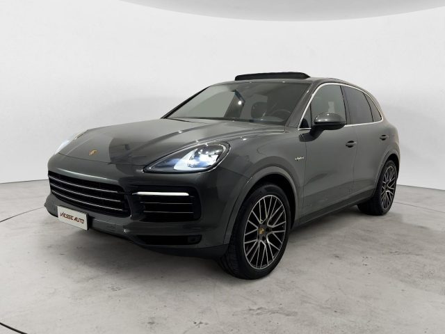 Porsche Cayenne E-Hybrid - foto 3 di 4