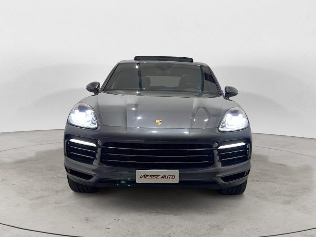 Porsche Cayenne E-Hybrid - foto 4 di 4