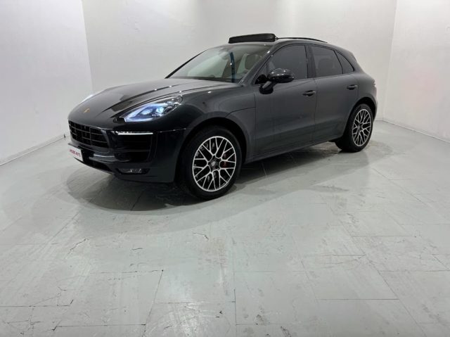 Porsche Macan GTS tetto APRIBILE usato a MILANO