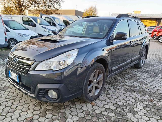 Subaru OUTBACK 2.0D AVD CVT FULL OPTIONAL - foto 2 di 4