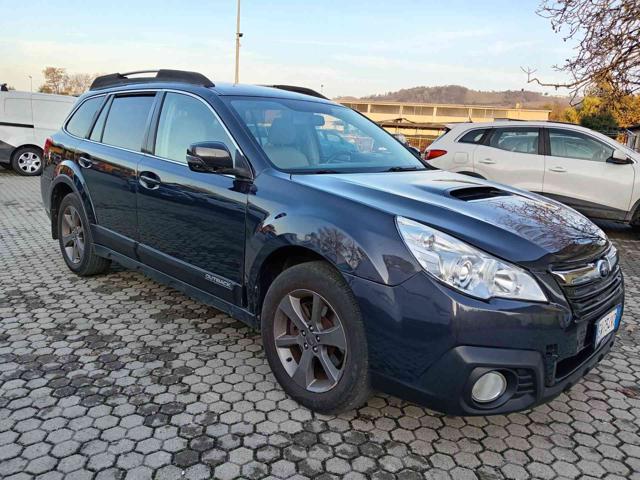 Subaru OUTBACK 2.0D AVD CVT FULL OPTIONAL usato a CIGOGNOLA