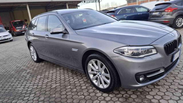 BMW 530 d xDrive Touring Luxury usato a CIGOGNOLA