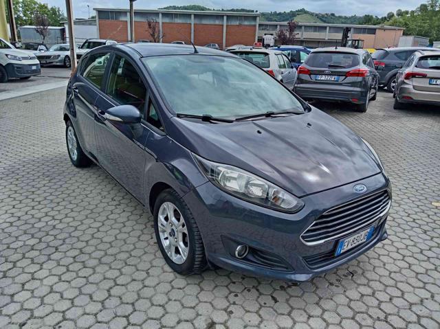 Ford Fiesta 1.4 5p. Bz.- GPL Titanium UNICO PROPRIETARIO - foto 2 di 4