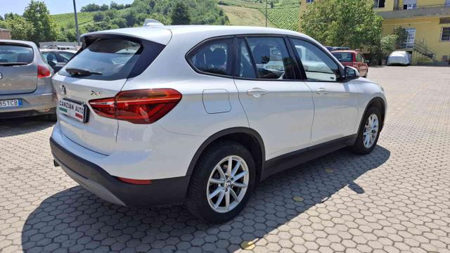 BMW X1 sDrive16d Sport - foto 3 di 16