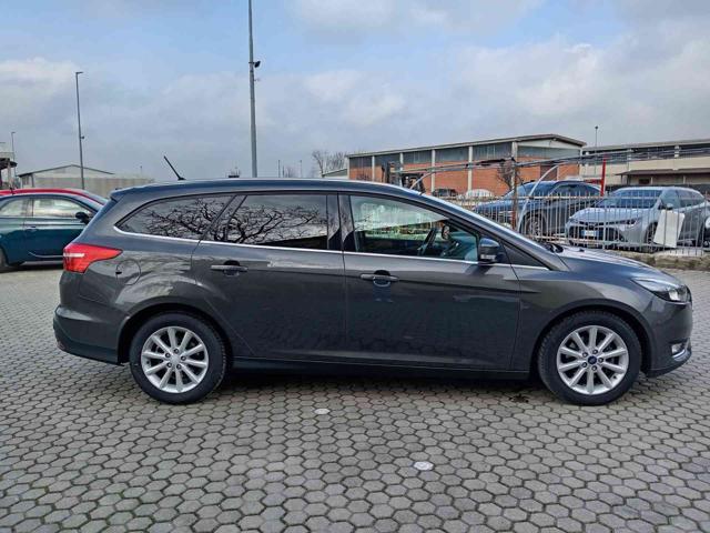 Ford Focus 1.5 TDC SW UNICO PROPRIETARIO TITANIUM - foto 3 di 4