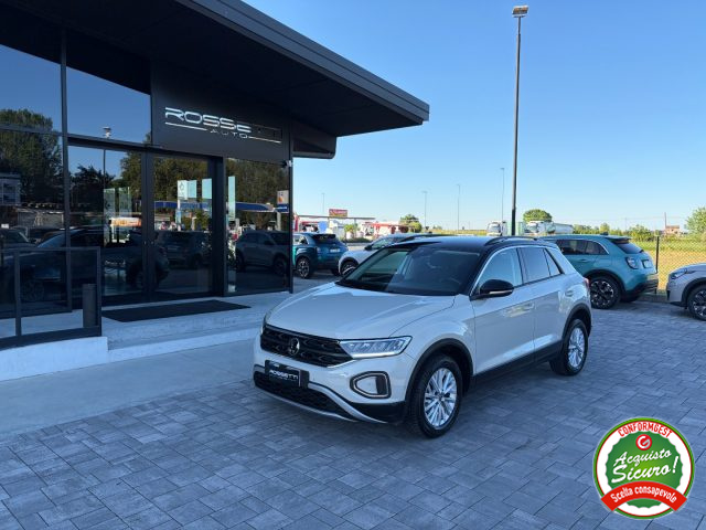 Volkswagen T-Roc 1.0 TSI RESTYLING ANCHE PER NEOPATENTATI usato a RUSSI