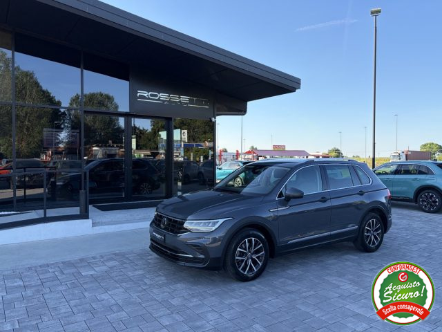 Volkswagen Tiguan 2.0 TDI 150 CV DSG usato a RUSSI