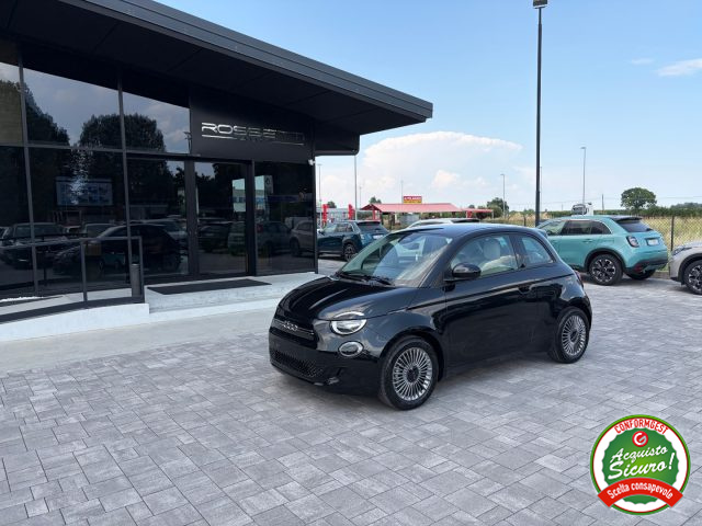 Fiat 500 Hybrid ICON anche neopatentati - foto 4 di 4