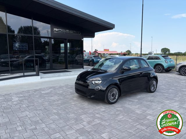 Fiat 500 Hybrid ICON anche neopatentati - foto 3 di 4