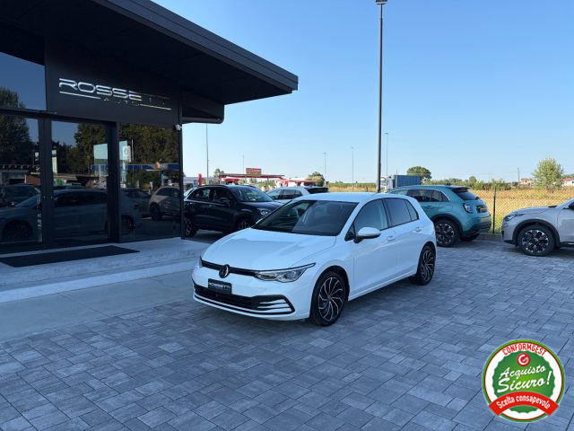 Volkswagen Golf 1.0 eTSI EVO DSG ANCHE NEOPATENTATI usato a RUSSI