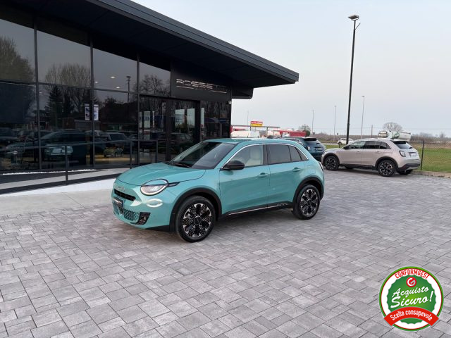 Fiat 600 Hybrid DCT MHEV La Prima ANCHE NEOPATENTATI - foto 1 di 4