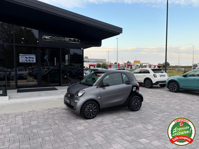 smart forTwo III 1.0 anche per NEOPATENTATI - foto 2 di 4