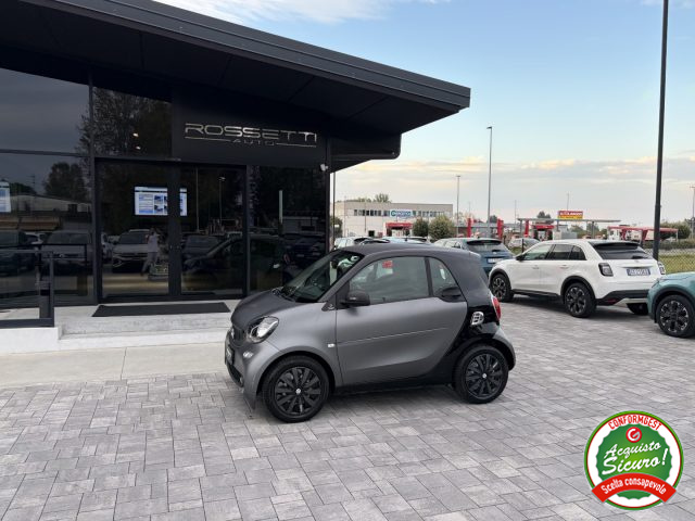 smart forTwo III 1.0 anche per NEOPATENTATI - foto 4 di 4