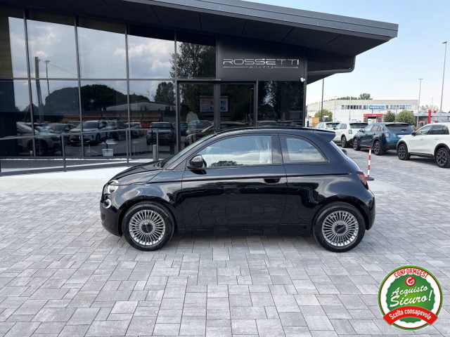 Fiat 500 Hybrid ICON anche neopatentati - foto 4 di 4