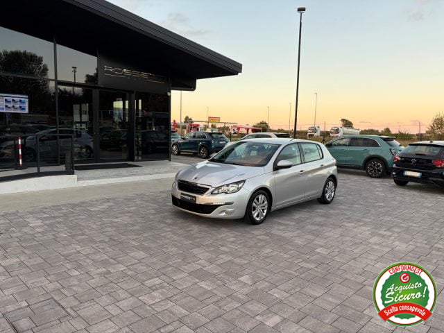 Peugeot 308 1.6 e-HDi ANCHE NEOPATENTATI, del 2015, 167.775 km, in vendita a Russi (RA)