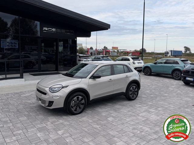 Fiat 600 Icon Pack Comfort ANCHE PER NEOPATENTATI - foto 3 di 4