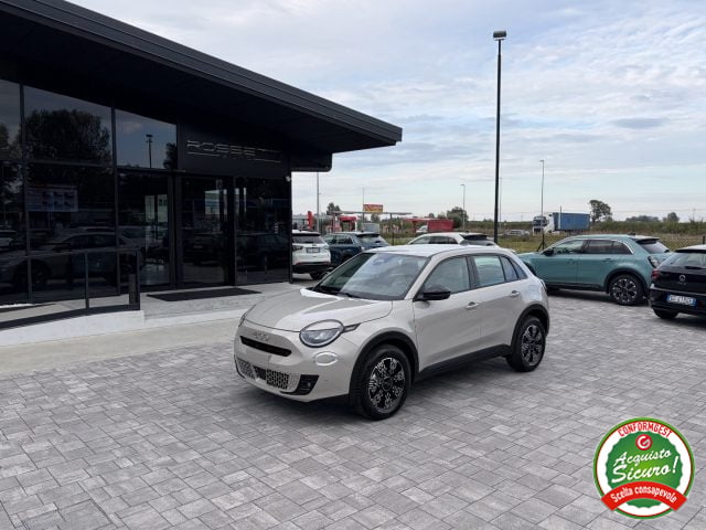 Fiat 600 Icon Pack Comfort ANCHE PER NEOPATENTATI, del 2026, 30 km, in vendita a Russi (RA)