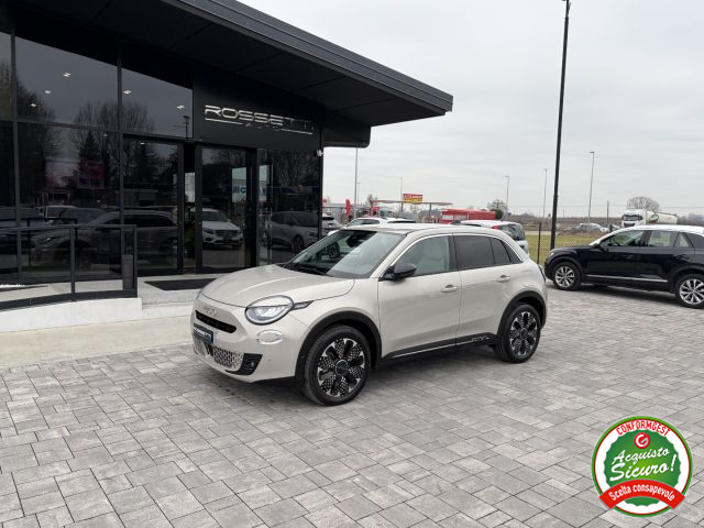 Fiat 600 Hybrid DCT MHEV La Prima ANCHE NEOPATENTATI usato a RUSSI
