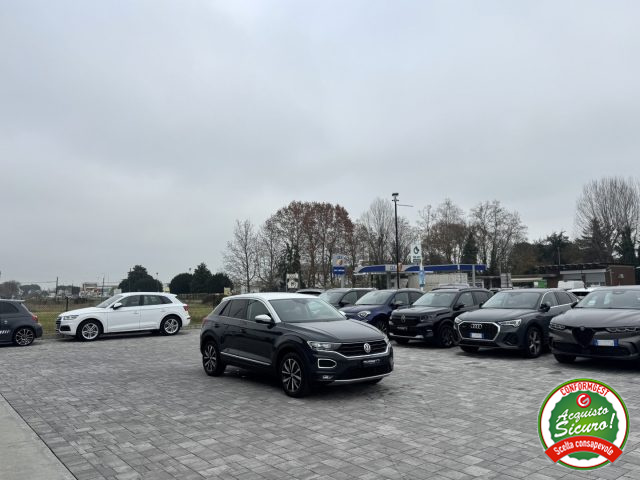 Volkswagen T-Roc 1.5 TSI DSG Style BlueMotion Technology - foto 4 di 4
