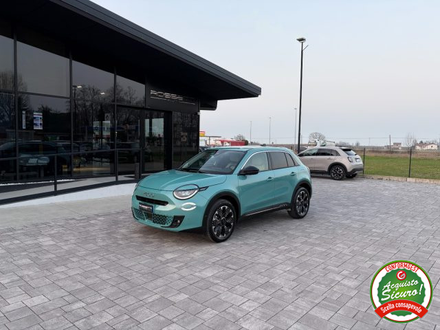 Fiat 600 Hybrid DCT MHEV La Prima ANCHE NEOPATENTATI usato a RUSSI