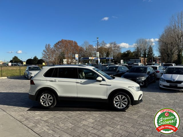 Volkswagen Tiguan 2.0 TDI SCR ANCHE PER NEOPATENTATI usato a RUSSI