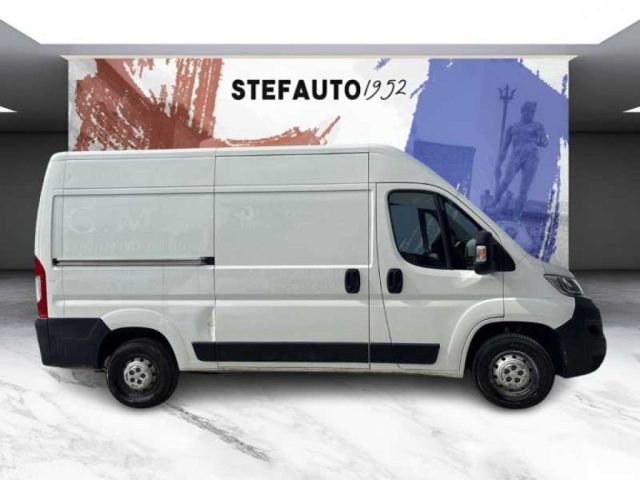 Citroen Jumper III (II 2011) - 35 L2H2 2.0 bluehdi 130cv Busi - foto 3 di 4