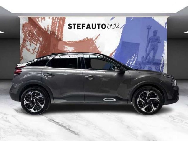 Citroen C4 III 2021 - 1.2 hybrid Max 136cv e-dcs6 - foto 3 di 4