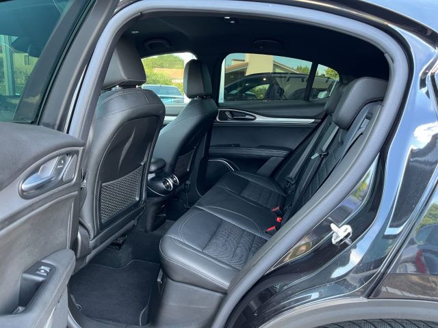 Alfa Romeo Stelvio Q4 2.2 TURBODIESEL 190CV AT8 SPRINT - foto 4 di 4