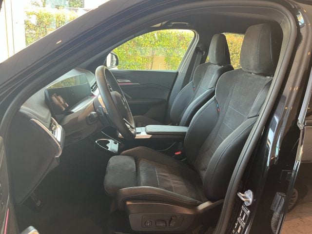 BMW X1 xDrive 20d MSport Pro StepTronic Total Black - foto 3 di 4