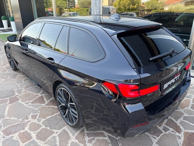 BMW 540 d Touring 48V xDrive 340cv MSport - foto 2 di 4