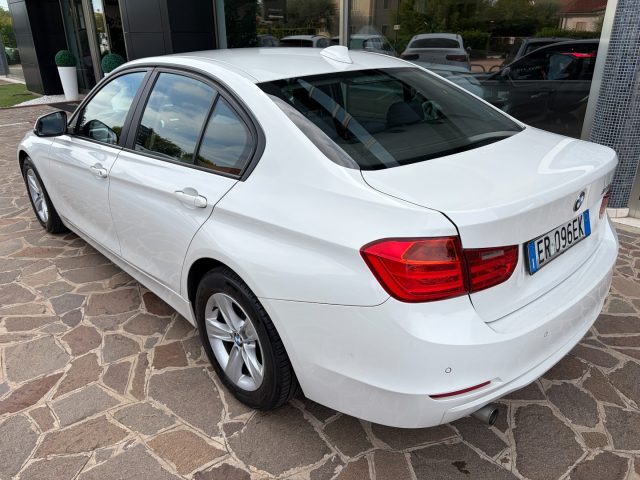 BMW 318 d Berlina Business StepTronic 143cv - foto 2 di 12