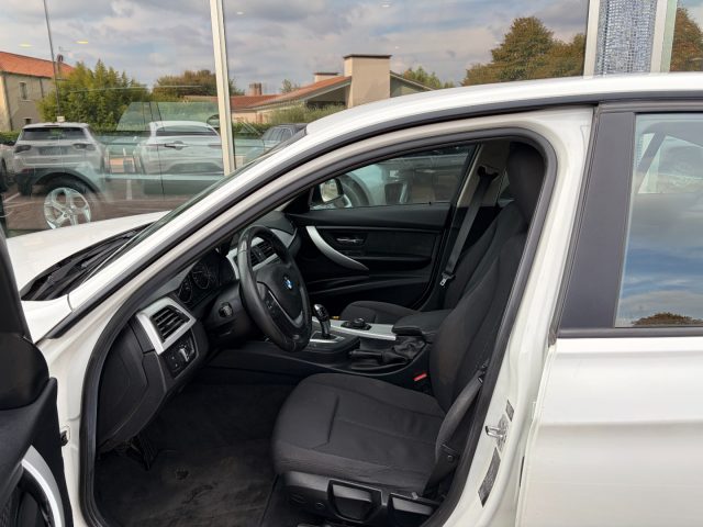 BMW 318 d Berlina Business StepTronic 143cv - foto 3 di 12