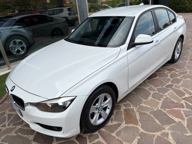 BMW 318 d Berlina Business StepTronic 143cv, del 2013, 179.000 km, in vendita a Noventa Vicentina (VI)