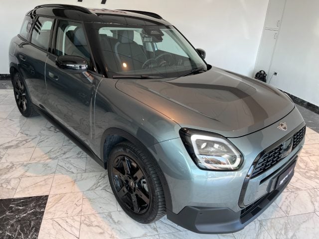 MINI Countryman D FAVOURED 163CV MHEV AUTOMATICA, del 2025, 18.000 km, in vendita a Noventa Vicentina (VI)