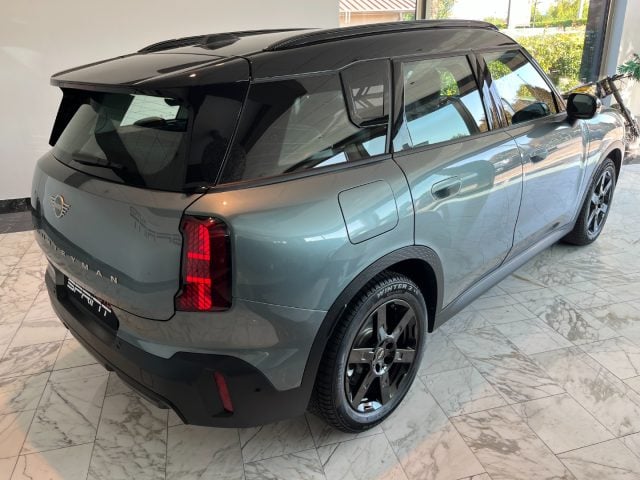 MINI Countryman D FAVOURED 163CV MHEV AUTOMATICA - foto 2 di 4