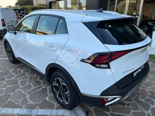 Kia Sportage 1.6 CRDi MHEV DCT BUSINESS 136CV - foto 2 di 4