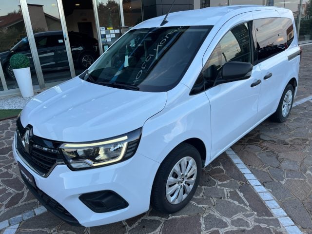 Renault Kangoo 1.3 TCe 100CV AUTHENTIC 5 POSTI, del 2024, 39.000 km, in vendita a Noventa Vicentina (VI)