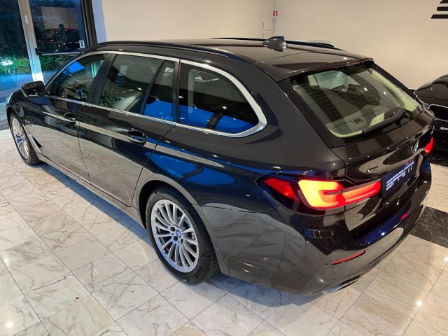 BMW 530 e xDrive Touring Business Plug-In usato a NOVENTA VICENTINA