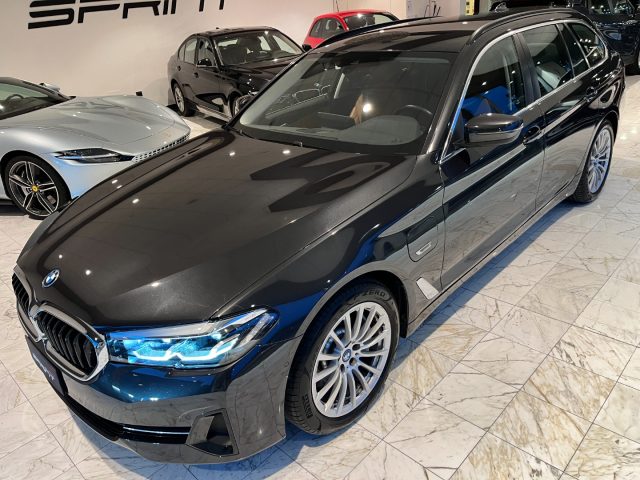 BMW 530 e xDrive Touring Business Plug-In usato a NOVENTA VICENTINA