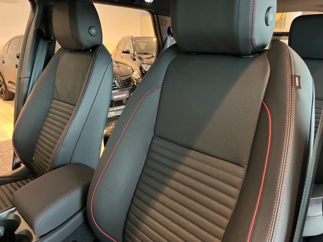 Land Rover Discovery Sport 2.0 TD4 163CV AWD AUTO R-DYNAMIC S BLACK PACK usato a NOVENTA VICENTINA
