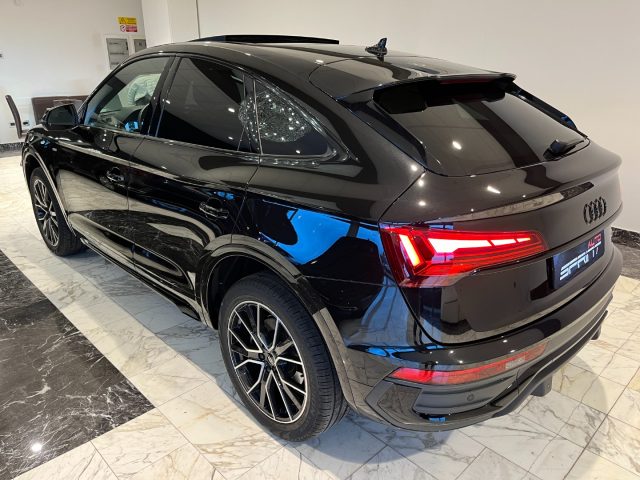 Audi Q5 SPORTBACK 40 TFSI QUATTRO S-TRONIC S-LINE BLACK - foto 2 di 4