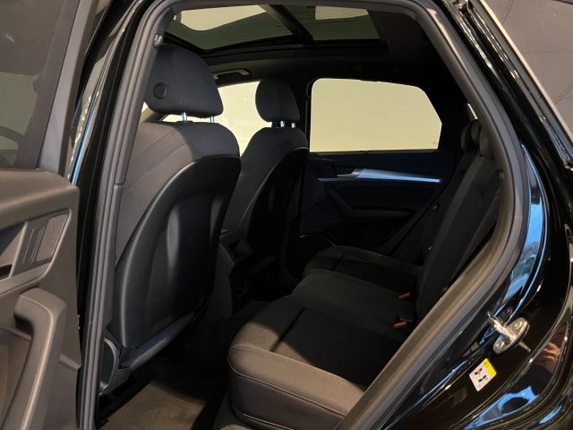Audi Q5 SPORTBACK 40 TFSI QUATTRO S-TRONIC S-LINE BLACK - foto 4 di 4