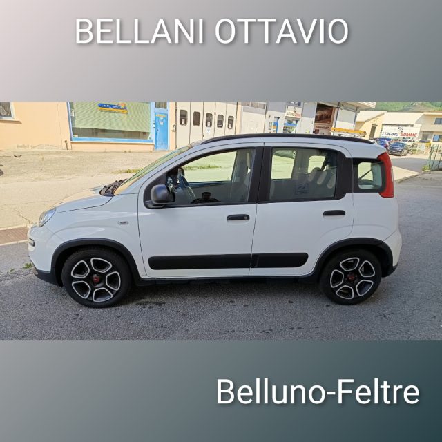 Fiat Panda 1.0 FireFly S&S Hybrid City Life - foto 4 di 11