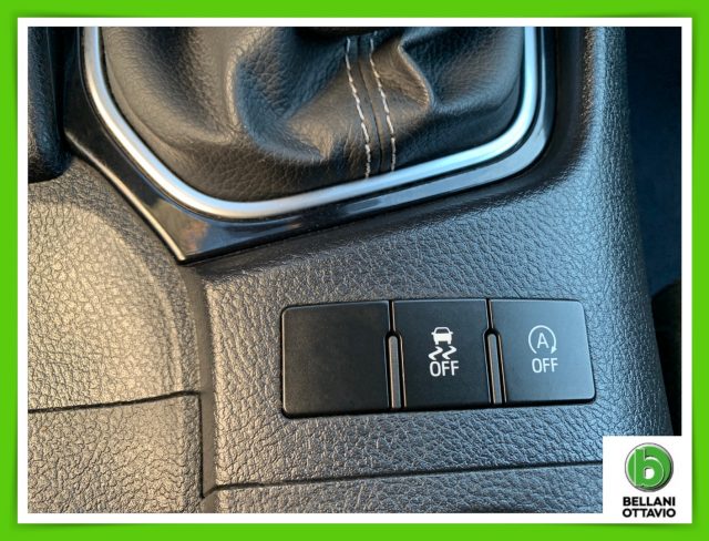 Toyota Auris Touring Sports 1.6 D-4D Lounge/TELECAMERA POSTERIORE, del 2016, 105.500 km, in vendita a Feltre (BL)