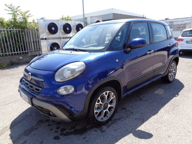 Fiat 500L 1300 MJT CROSS 95CV AUTOM. CARPLAY PDC"17 ITALIA - foto 2 di 4
