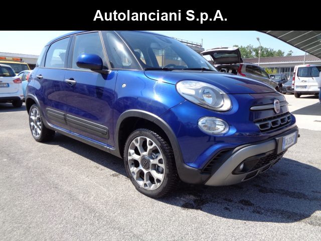 Fiat 500L 1300 MJT CROSS 95CV AUTOM. CARPLAY PDC"17 ITALIA usato a ROMA